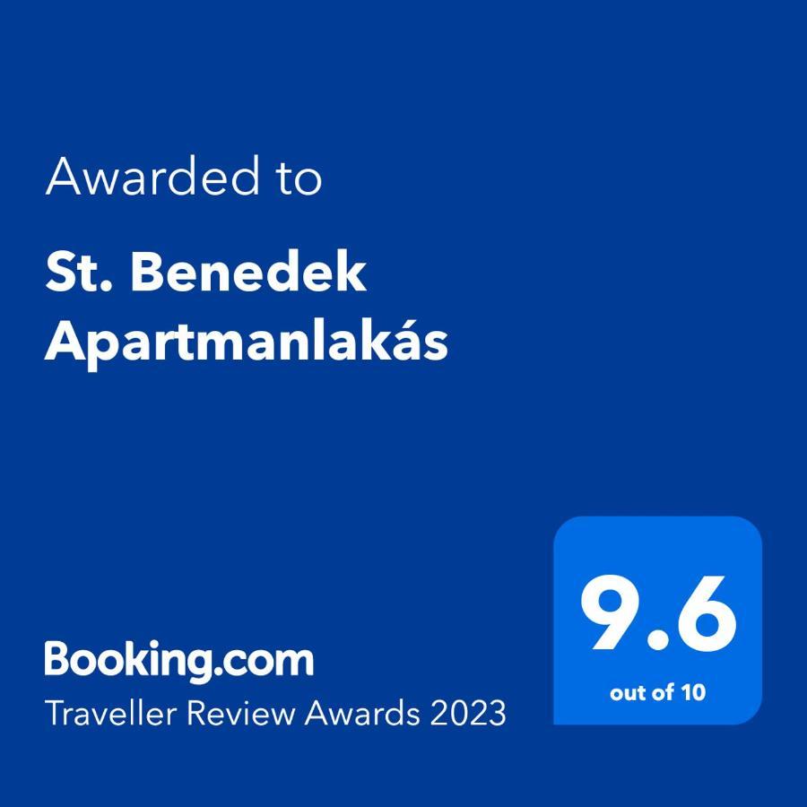 Апартаменты St. Benedek Apartmanlakas Мезёкёвешд Экстерьер фото