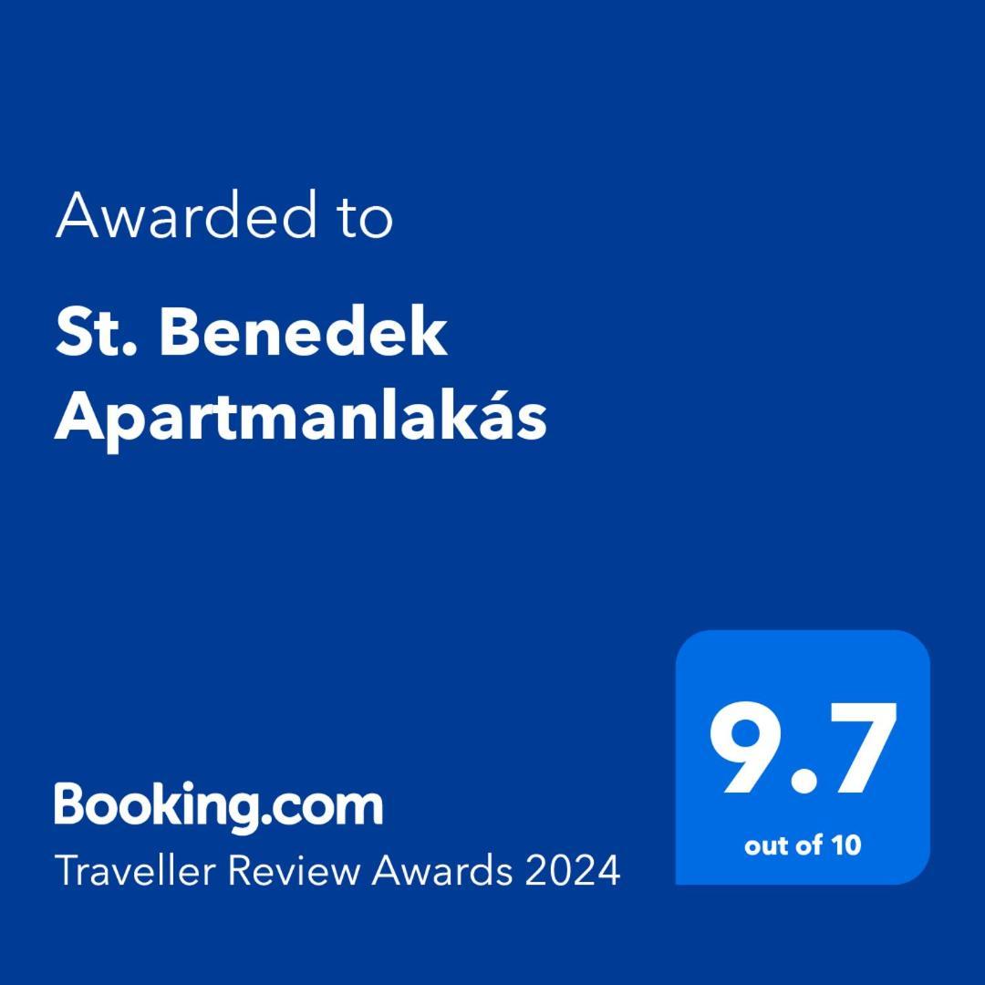 Апартаменты St. Benedek Apartmanlakas Мезёкёвешд Экстерьер фото