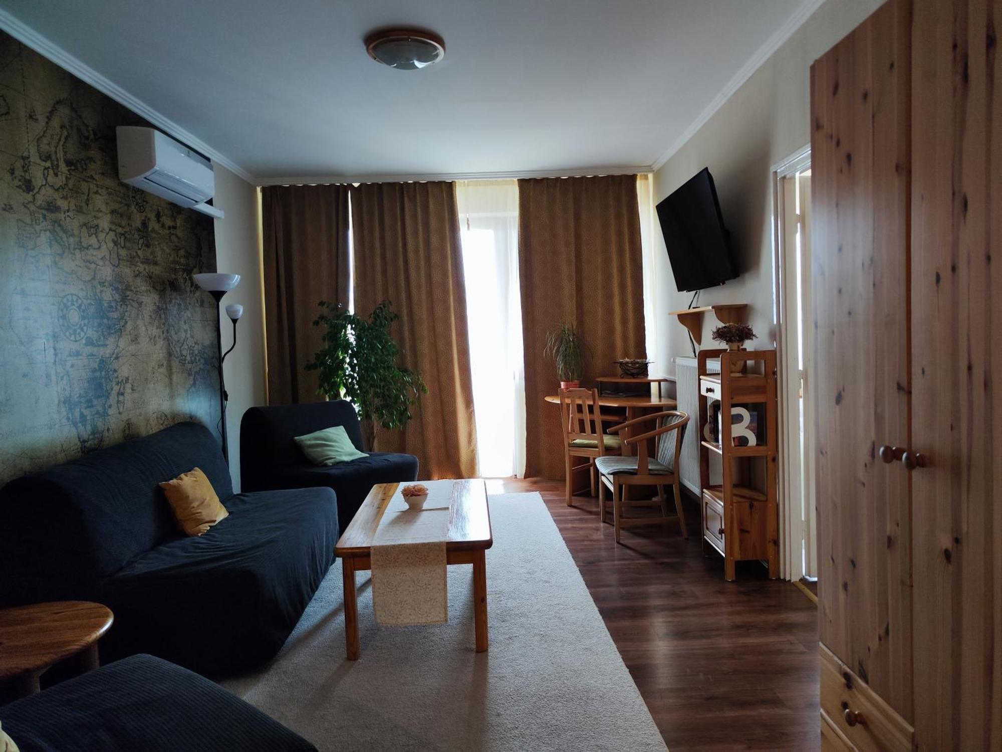 Апартаменты St. Benedek Apartmanlakas Мезёкёвешд Экстерьер фото