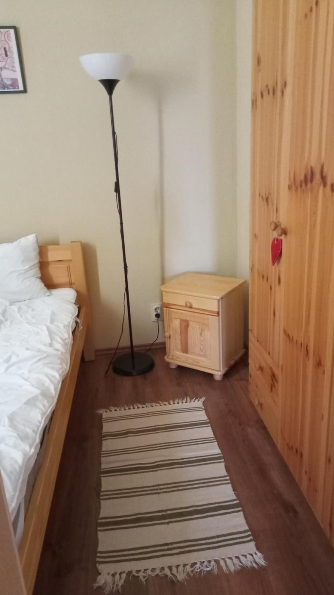 Апартаменты St. Benedek Apartmanlakas Мезёкёвешд Экстерьер фото